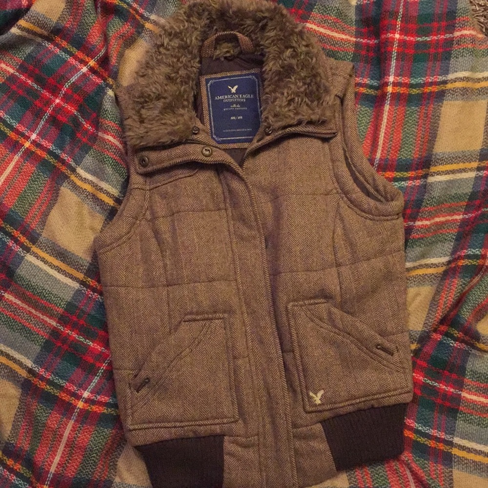 American Eagle Vest